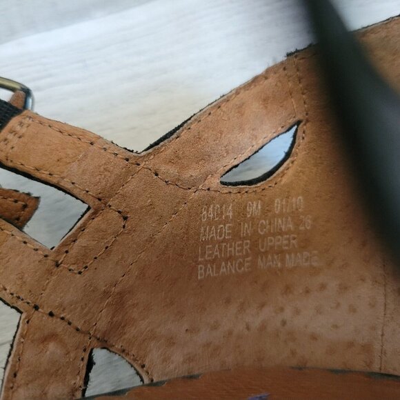 Indigo By Clarks Black Strappy Studded Leather Sandals Ankle Strap Low Wedge Wom - Picture 8 of 9